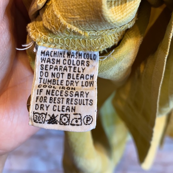 Tommy Bahama silk shirt button down yellow plaid - Picture 6 of 9